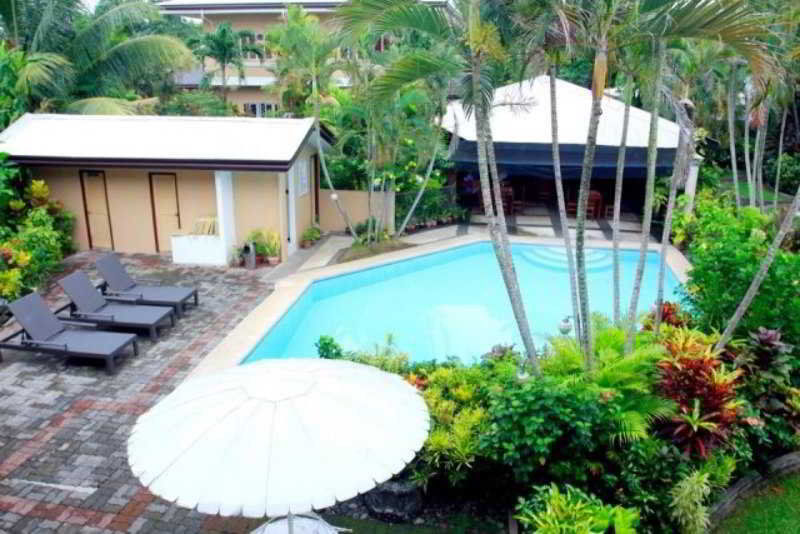 เรด ไนท์ การ์เดน อปาร์เตล Hotel Davao ภายนอก รูปภาพ